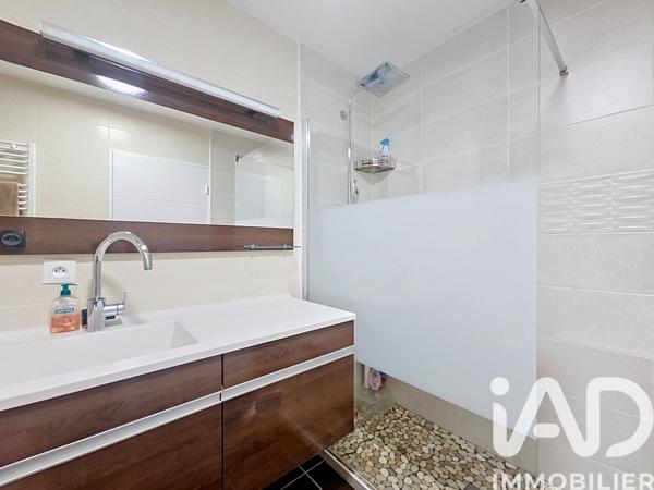 Appartement à vendre 4 pièces 82 m² Reignier-Ésery