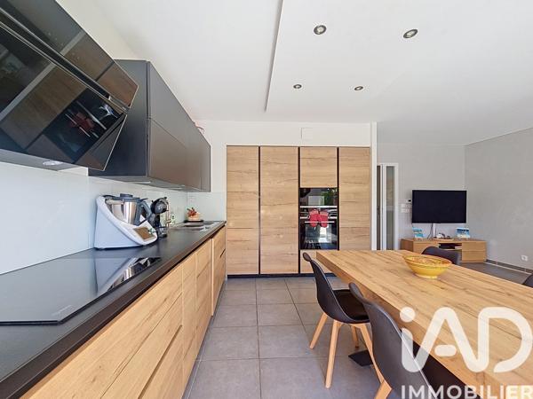 Appartement à vendre 4 pièces 82 m² Reignier-Ésery