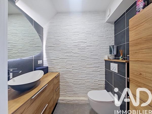 Appartement à vendre 4 pièces 82 m² Reignier-Ésery