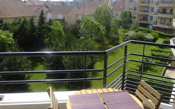 Appartement à louer    1 pièce • 25,02 m2 Noisy-le-Grand