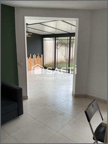 4 CHAMBRES DEUX SALLE DE BAINS