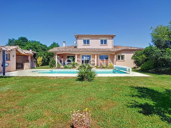 A VENDRE - Villa T6 - 4 chambres - 170 m² - SAINT-LYS (31470)