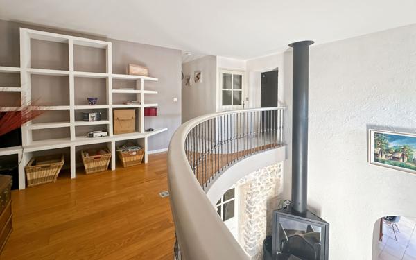 Maison à vendre    5 pièces • 250 m2 Livron-sur-Drôme