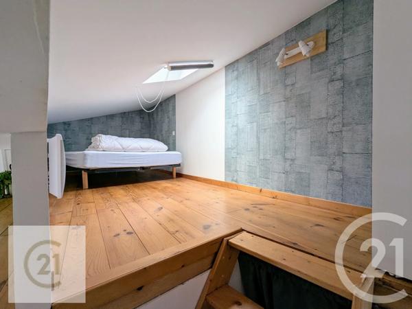 Immeuble à vendre  82 m 2   LASBORDES  - 11
