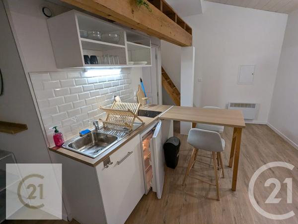 Immeuble à vendre  82 m 2   LASBORDES  - 11