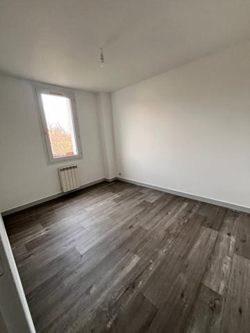 PAVILLON  - JAUNAY MARIGNY