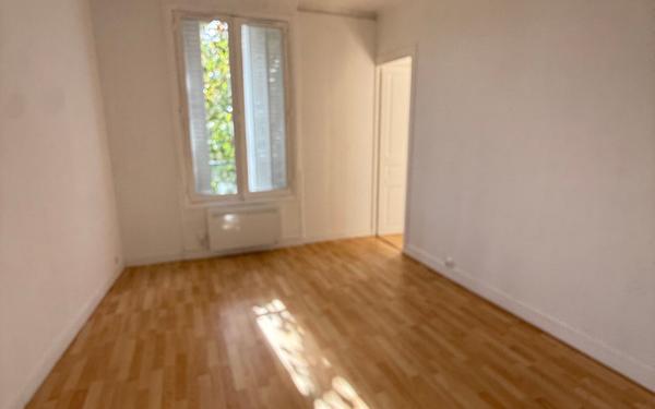 Appartement à louer    2 pièces •  Le Bourget