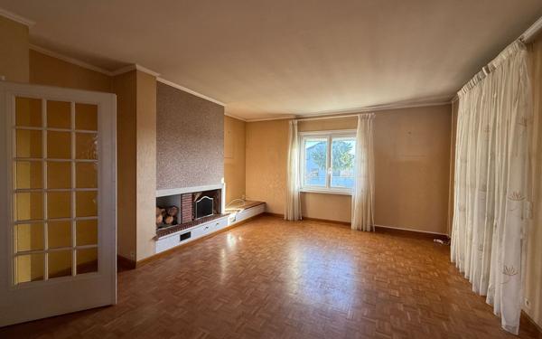 Maison à vendre    6 pièces • 123 m2 Tavaux