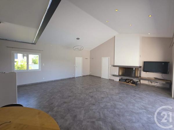 Maison à vendre  4 pièces - 135 m 2   MURET  - 31