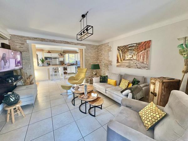 Maison familiale avec studio attenant