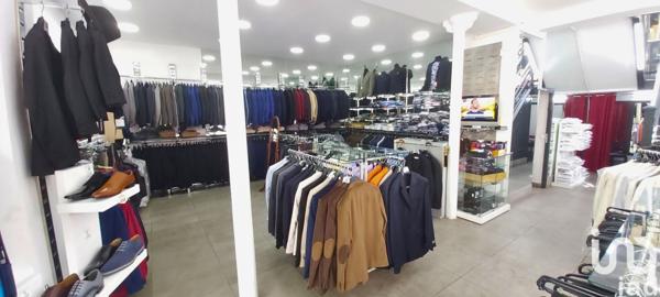 Boutique/Local commercial à vendre 200 m² Paris 18