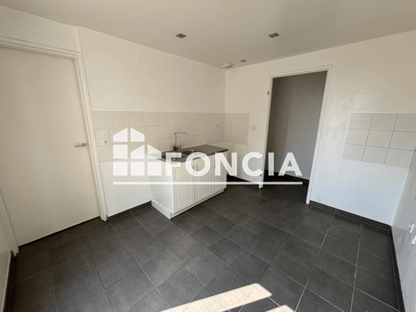 Location Appartement 5 pièces 116.5 m² - 9 RUE JOSEPH MARTRAY Rennes 35000