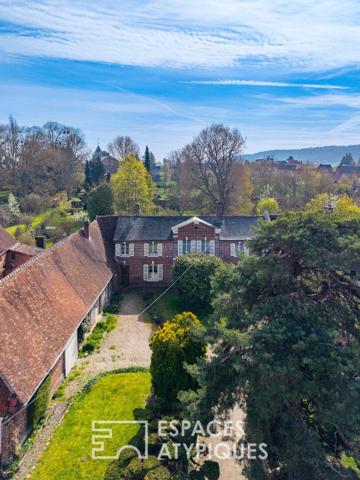 Belle maison de famille sous le magnolia en coeur de ville