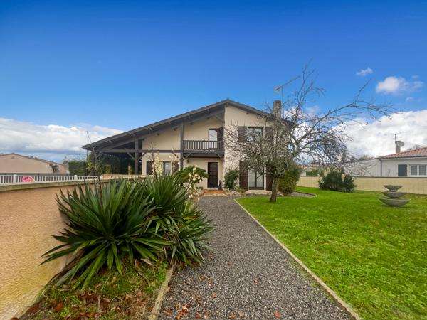 Mérignac (33700) A MERIGNAC: Maison 4 chambres, picine et garage