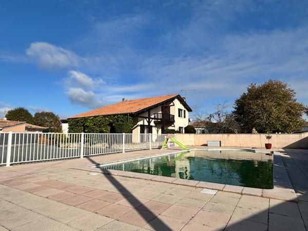 Mérignac (33700) A MERIGNAC: Maison 4 chambres, picine et garage