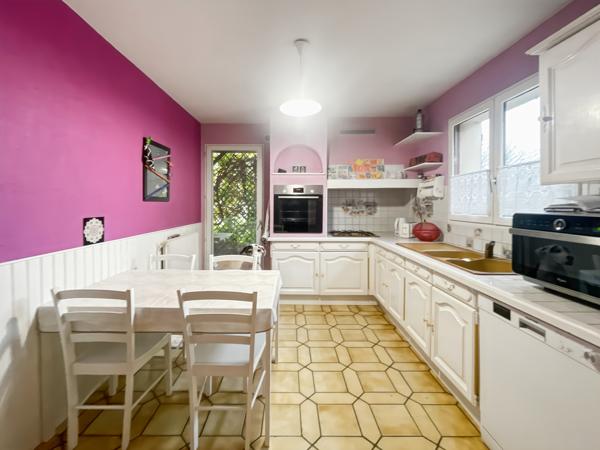 Mérignac (33700) A MERIGNAC: Maison 4 chambres, picine et garage