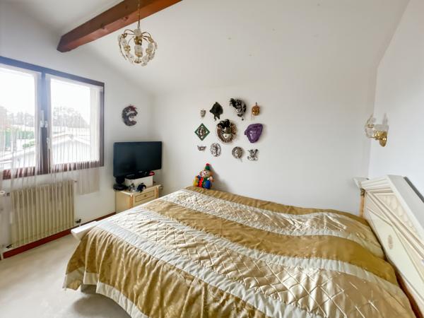 Mérignac (33700) A MERIGNAC: Maison 4 chambres, picine et garage