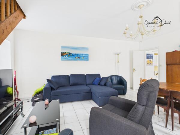 Maison avec cachet en pierre à Roscoff - Double garage, jardin clos et au calme