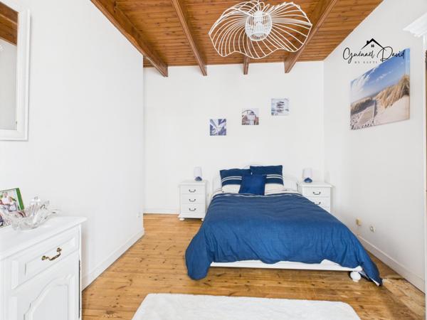 Maison avec cachet en pierre à Roscoff - Double garage, jardin clos et au calme