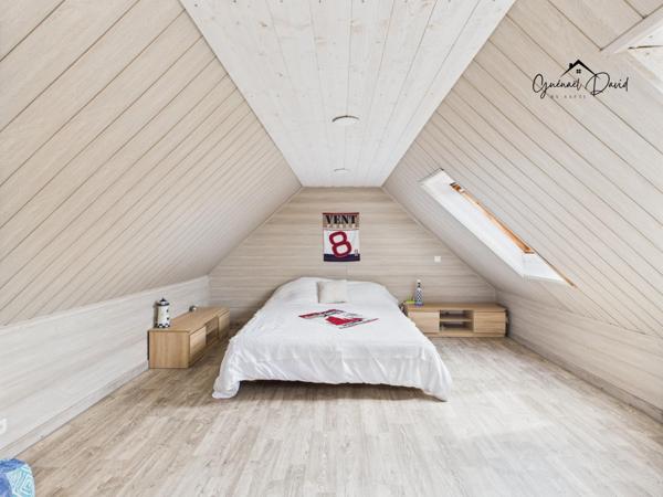 Maison avec cachet en pierre à Roscoff - Double garage, jardin clos et au calme