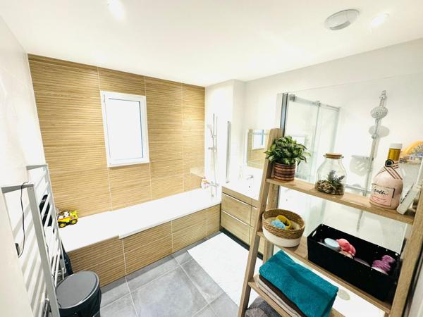 Maison neuve avec vue -  6 pièces à La Mézière