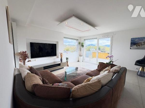 ATTIQUE 131 m² VETRAZ-MONTHOUX LIMITE ANNEMASSE