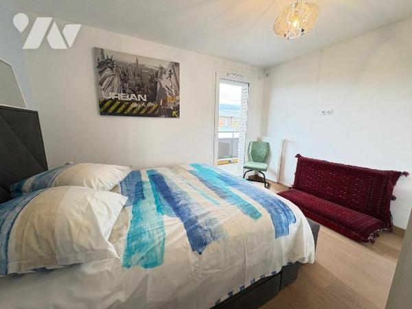 ATTIQUE 131 m² VETRAZ-MONTHOUX LIMITE ANNEMASSE