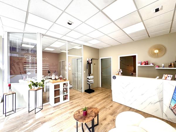 SUPERBE LOCAL PRO 58m2 avec Accueil