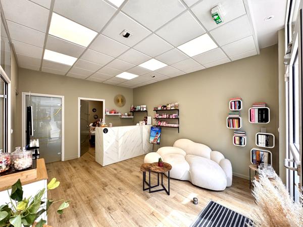 SUPERBE LOCAL PRO 58m2 avec Accueil