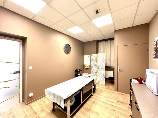 SUPERBE LOCAL PRO 58m2 avec Accueil