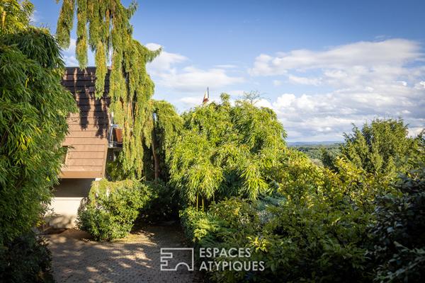 Maison de la quiétude, vue panoramique, jardin paysagé et piscine