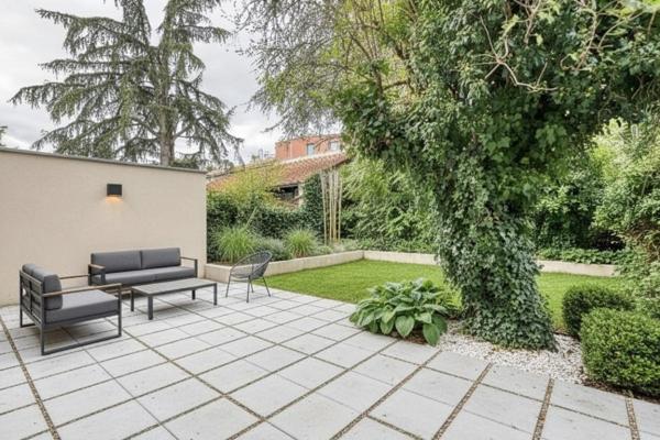 Maison Bourgeoise Lyon3° 275 m2 + Garage - Terrain 400m2 à rénover