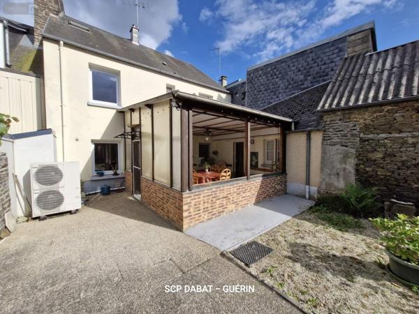 Maison à vendre à Saint-Hilaire-du-Harcouët dans la Manche (50600), ref : 8402