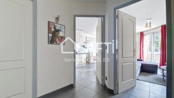 Appartement T2 de 53 m² rénové - terrasse et garage