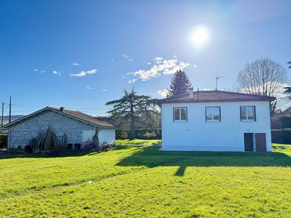 Maison située à 5 minutes de l'ensemble des commodités , Villeneuve sur lot