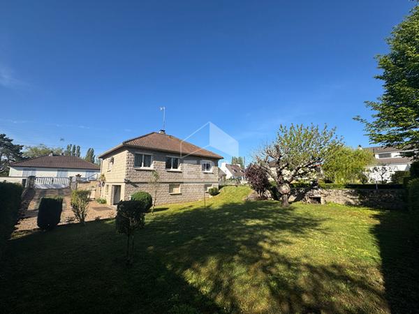 CHAUMONTEL ? Maison indépendante sur superbe terrain arboré de 630 m²