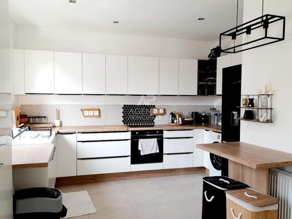 Maison 5 pièces, 3 chambres , accès voiture, sur le quartier mairie d'ARGENTEUIL €319 900 ** - Référence 4476