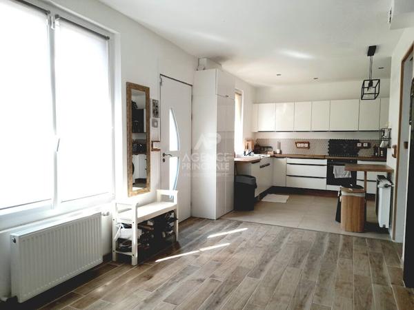 Maison 5 pièces, 3 chambres , accès voiture, sur le quartier mairie d'ARGENTEUIL €319 900 ** - Référence 4476