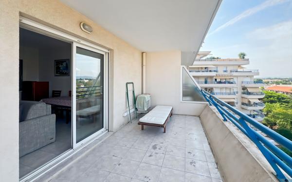 Appartement à vendre    2 pièces • 32,52 m2 Fréjus