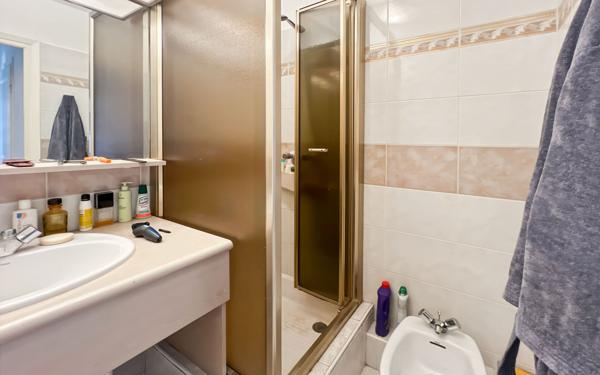 Appartement à vendre    2 pièces • 32,52 m2 Fréjus