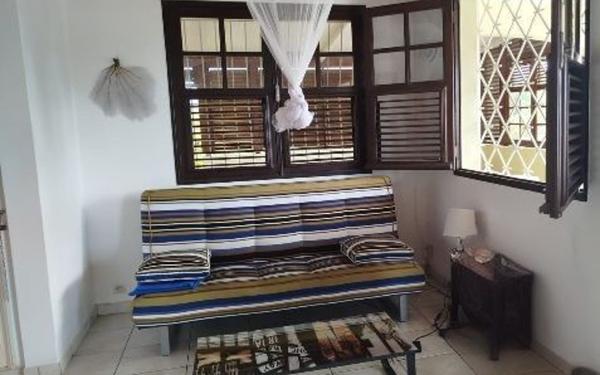 Appartement à louer    3 pièces • 72 m2 Sainte-Luce