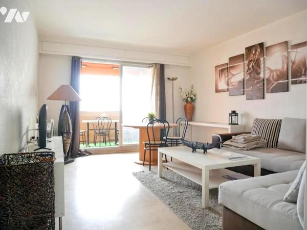 Quartier Philippidès, au 7 Avenue Charles Flahault, appartement 2 pièces, 45 m², parking et cave.