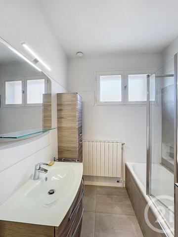 Maison à vendre  6 pièces - 126 m2 BEAUMONT ST CYR - 86