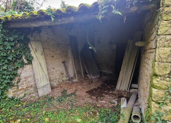 Maison à vendre    1 pièce • 56 m2 Vérines