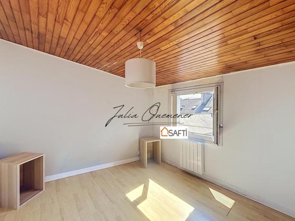 SAINT-RENAN- HYPER CENTRE-MAISON 82 m2.