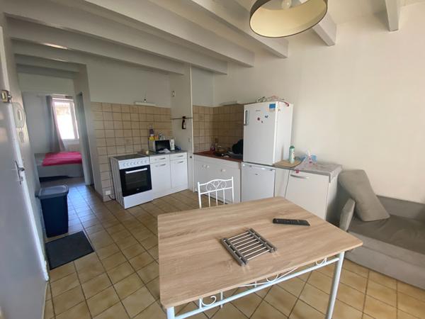 86140 LENCLOITRE Une visite !! Un dossier Zelok complet !! À louer Appartement à Lencloître