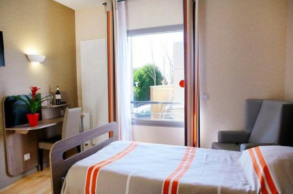 INVESTISSEMENT LOCATIF – GUJAN MESTRAS - Résidence  Ehpad La Savane - 6.13%  de rentabilité.