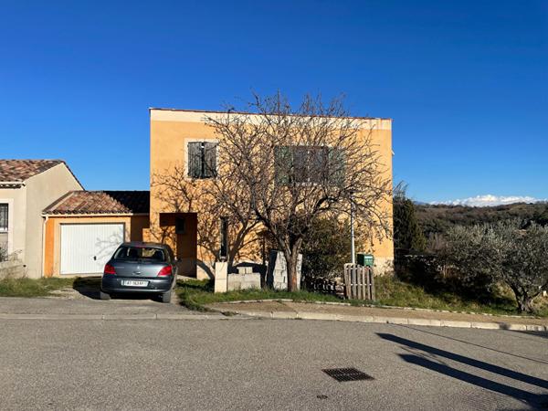 Maison Valensole 4 pièces 133 m² avec terrasses et garages