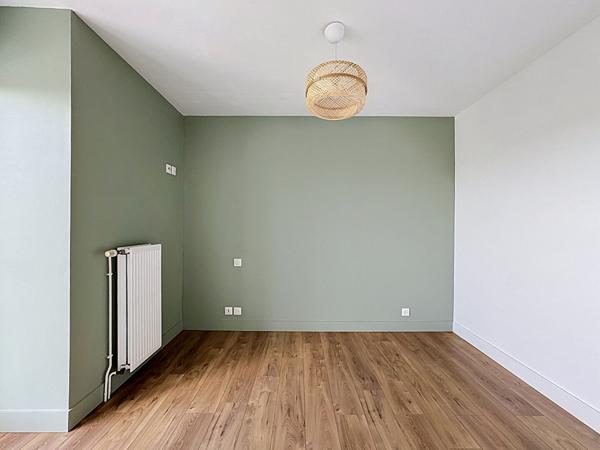APPARTEMENT T2 RENOVE - QUAI DE BOOTZ - LAVAL - 36 m2