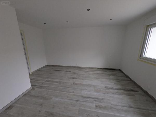 Maison de ville à louer à Wormhout dans le Nord (59470), ref : W4010